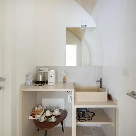 Palazzo Della Torre 002 - Historical Modern Apartman